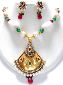 Polki Necklace Set